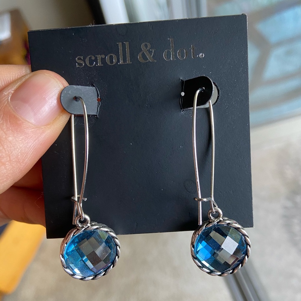 Scroll & Dot Earrings
